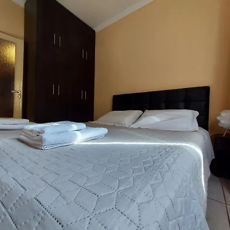 Menecrates Corfu Town Apartamento