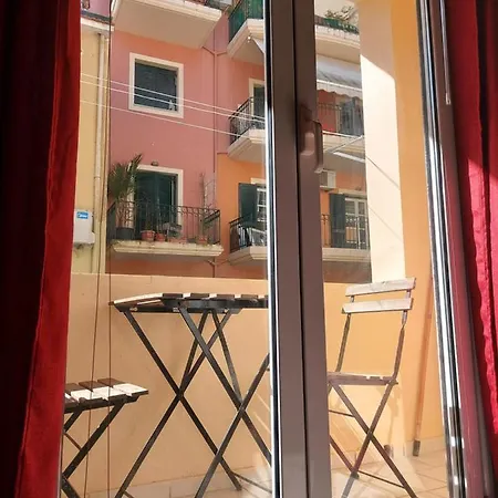 Menecrates Corfu Town Daire *